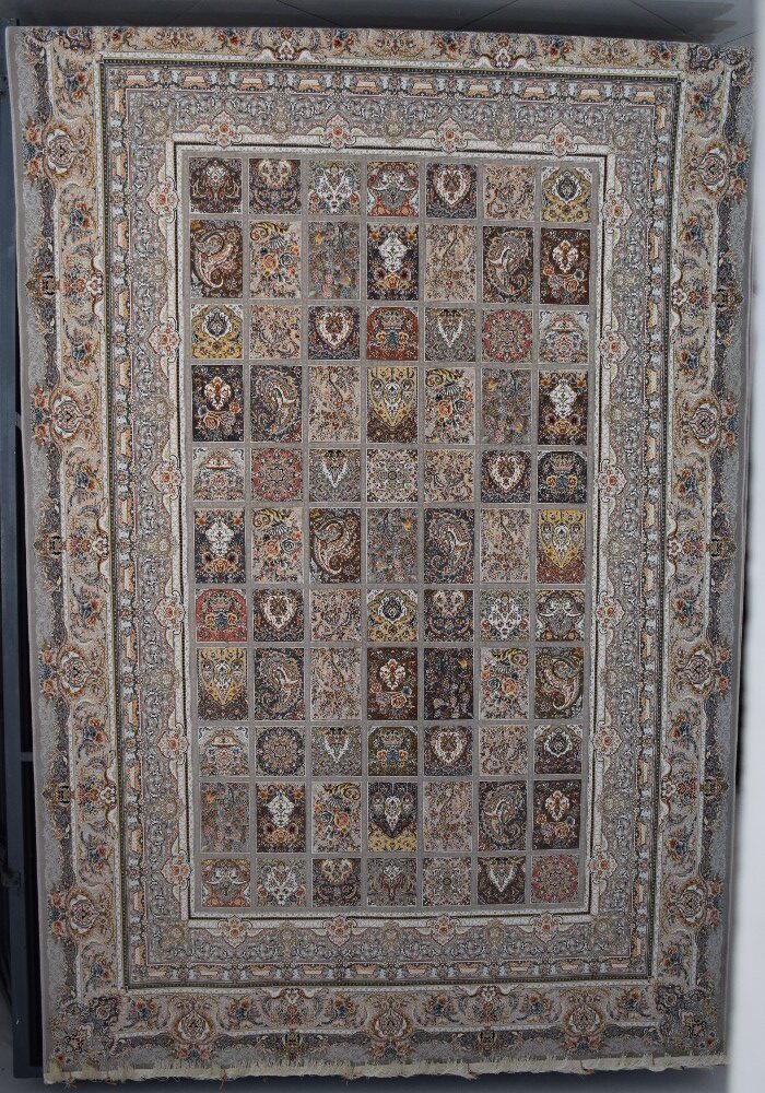 فرش طرح خشتی نقره ای کد 42338